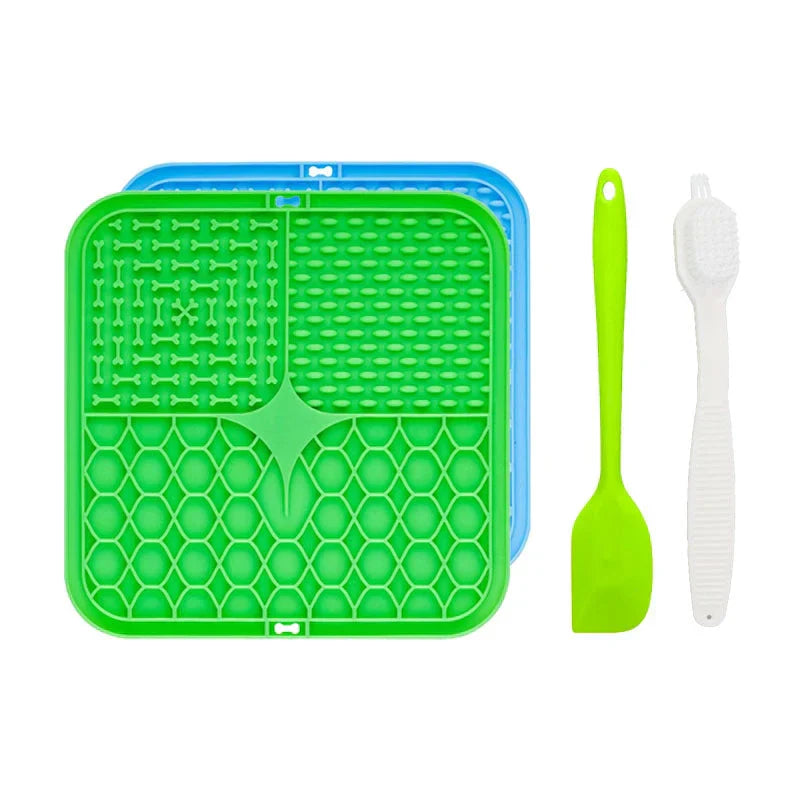 Silicone pet licking pad