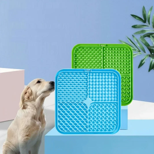 Silicone pet licking pad